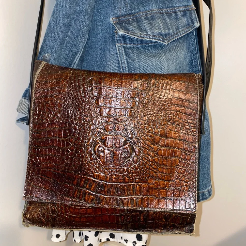 Beautiful Handcrafted Flap Crossbody Bag - Picture 1 of 16